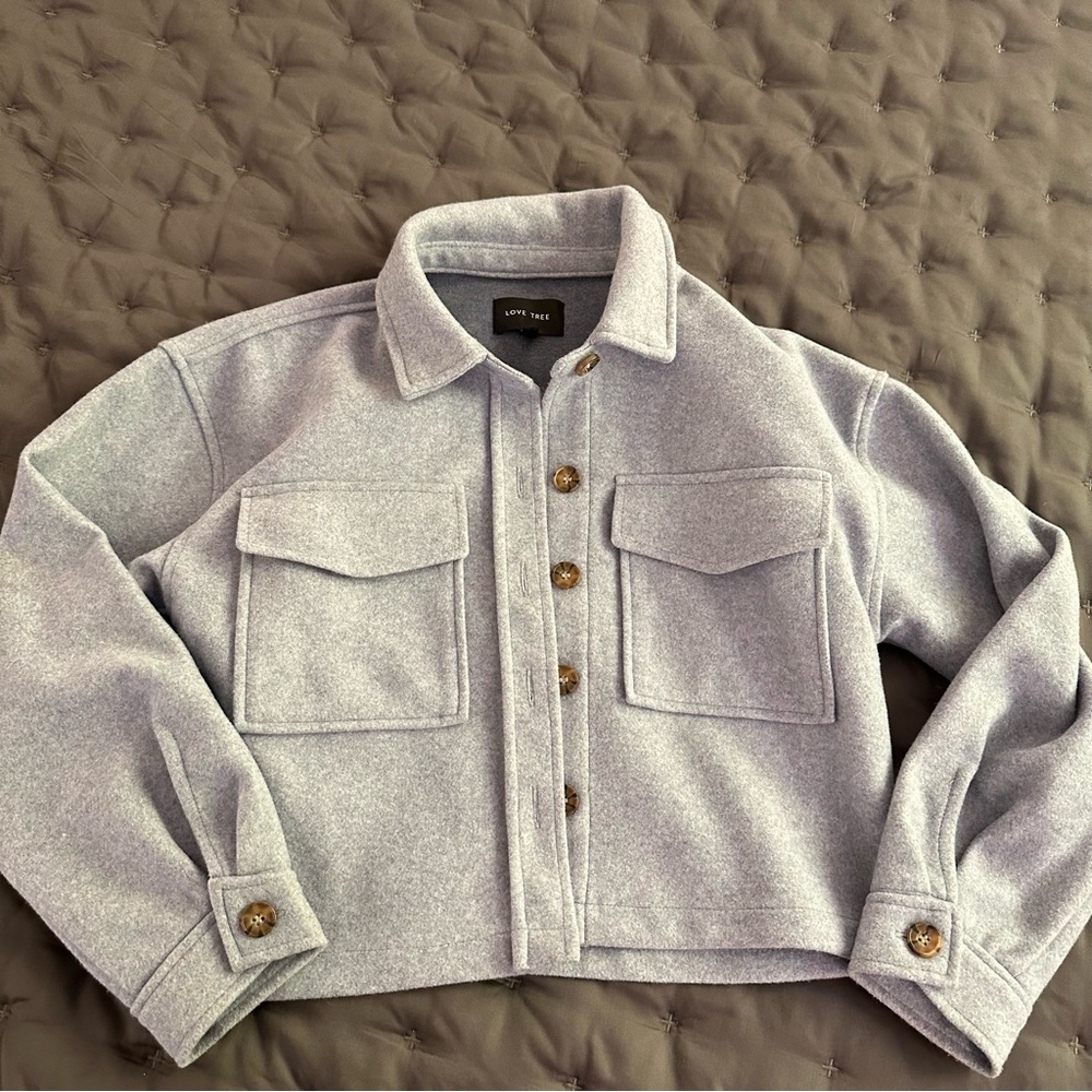 Love tree cropped shacket blue